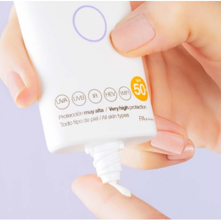 BELLA AURORA FOTOPROTECTOR UVA PLUS SPF50+ 50 ML CON NECESER JEAN MORADO